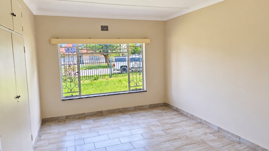 To Let 3 Bedroom Property for Rent in La Hoff North West